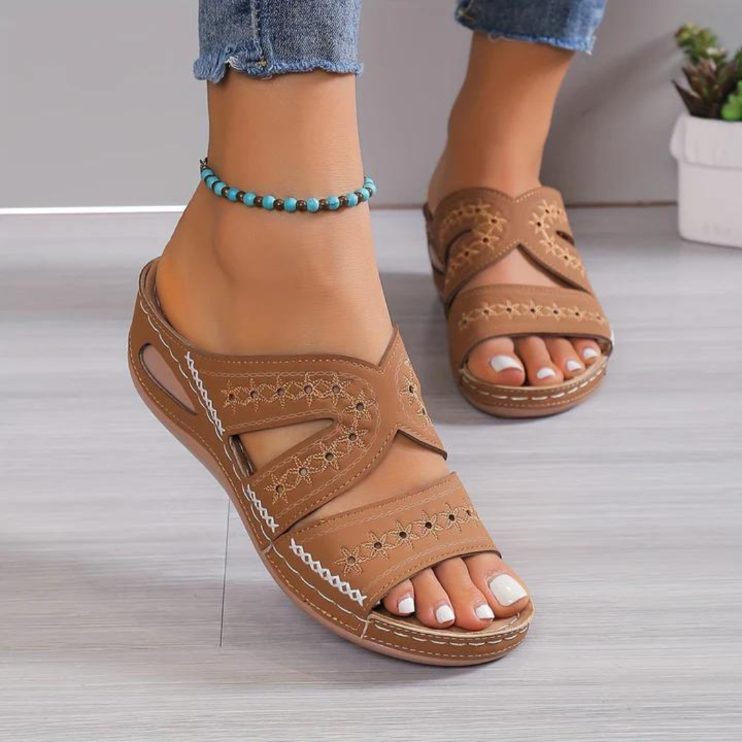 Sandy | Orthopedic Sandals for Everyday Comfort