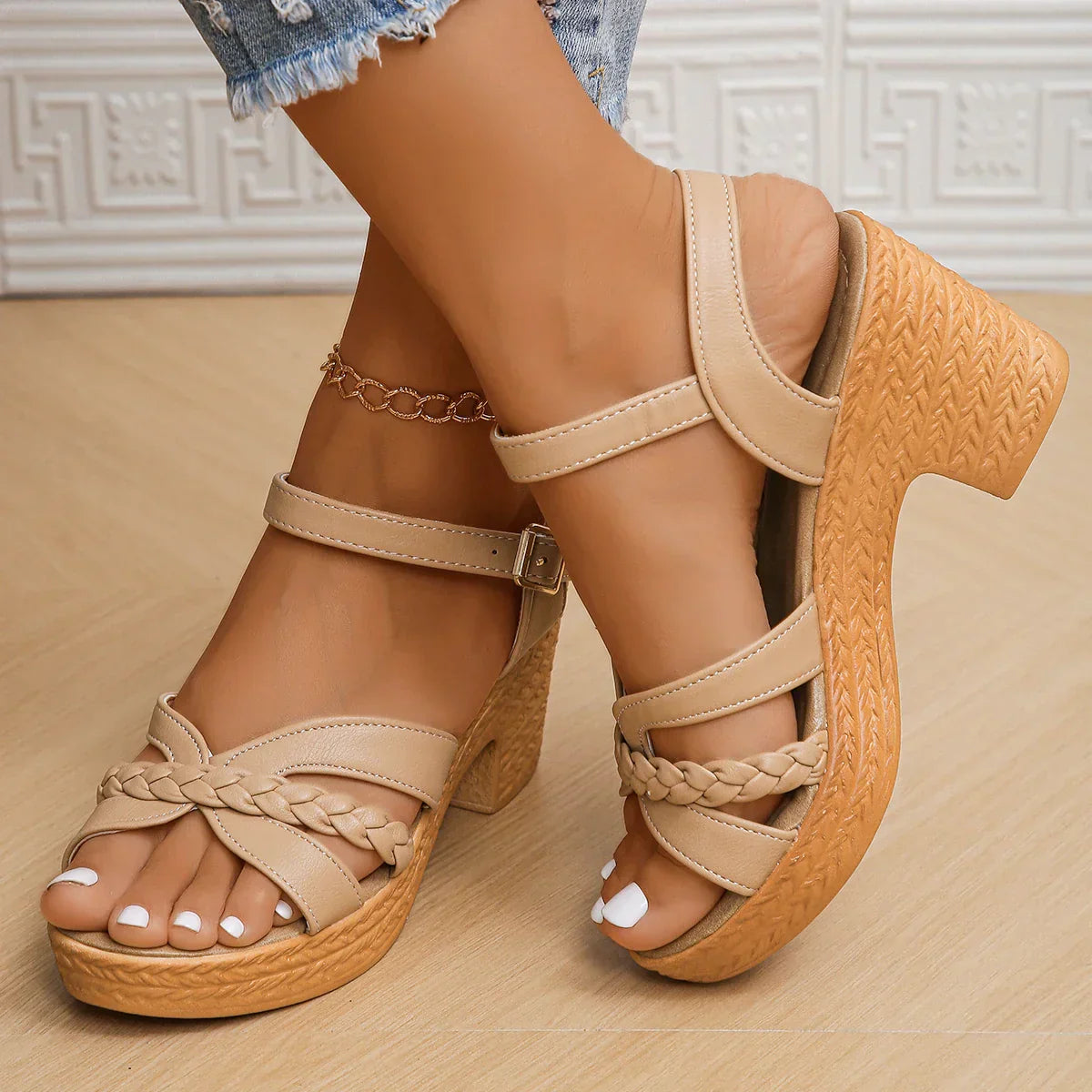 Gianna | Classic Mid-Heel Sandals