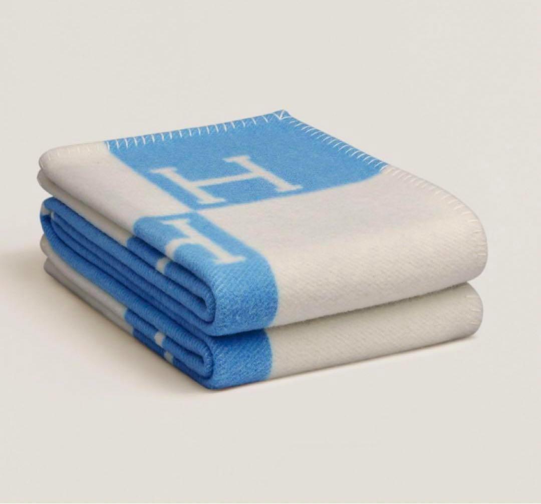 Hermès Avalon Throw Blanket (Sky Blue)